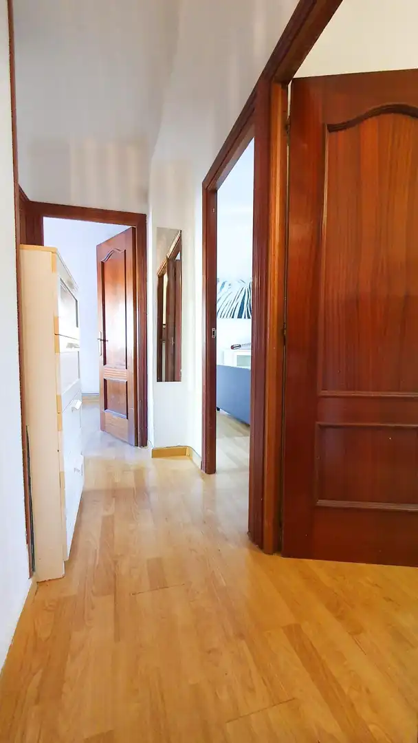 Piso en venta en Madrid con Calefacción, Terraza y Amueblado