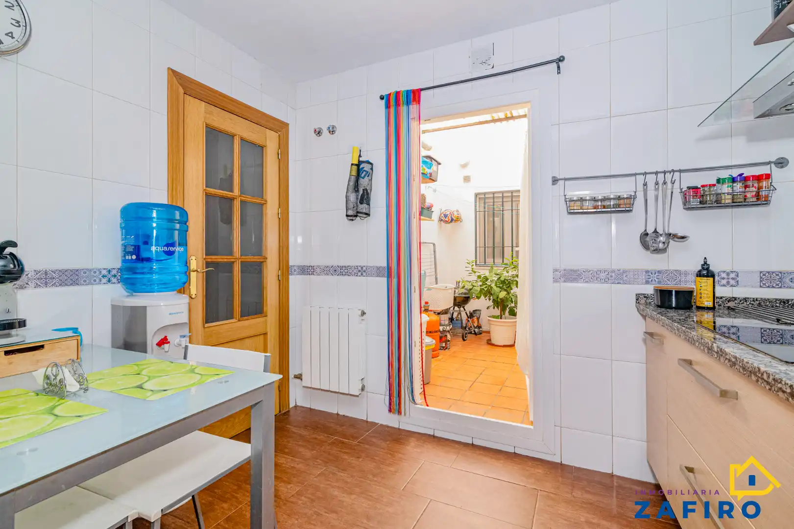 Küche von Haus oder Chalet zum Verkauf in Alhendín mit Heizung, Parkett und Abstellraum