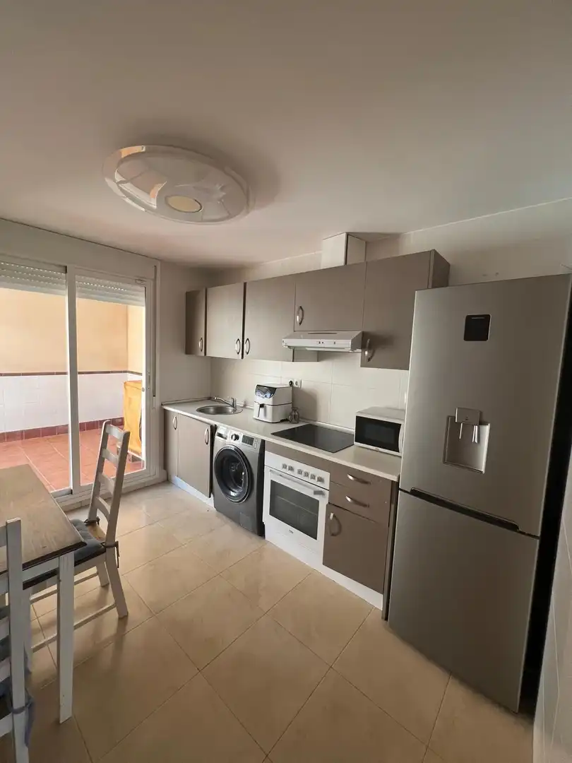 Cocina de Dúplex en venta en Los Alcázares con Aire acondicionado, Calefacción y Jardín privado