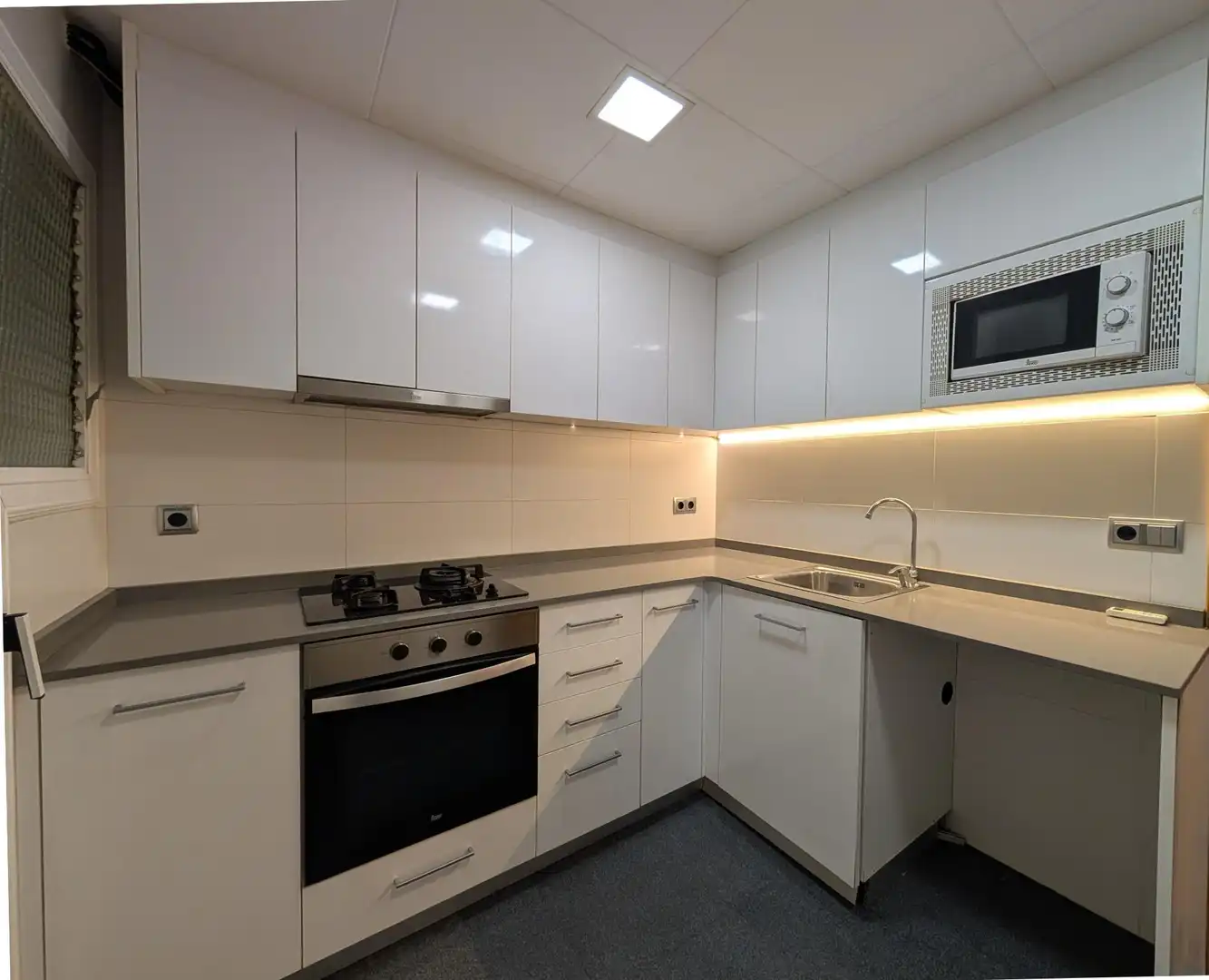 Kitchen of Flat for sale in Molins de Rei  with Air Conditioner