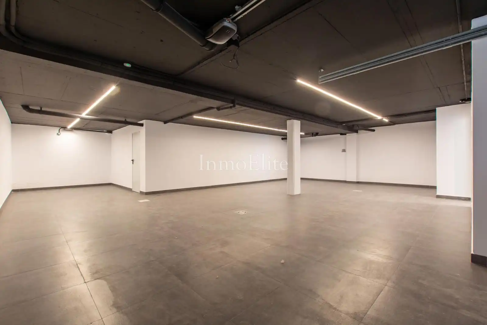 Casa bifamiliare con piscina in vendita a Avenida Europa, imagen 55