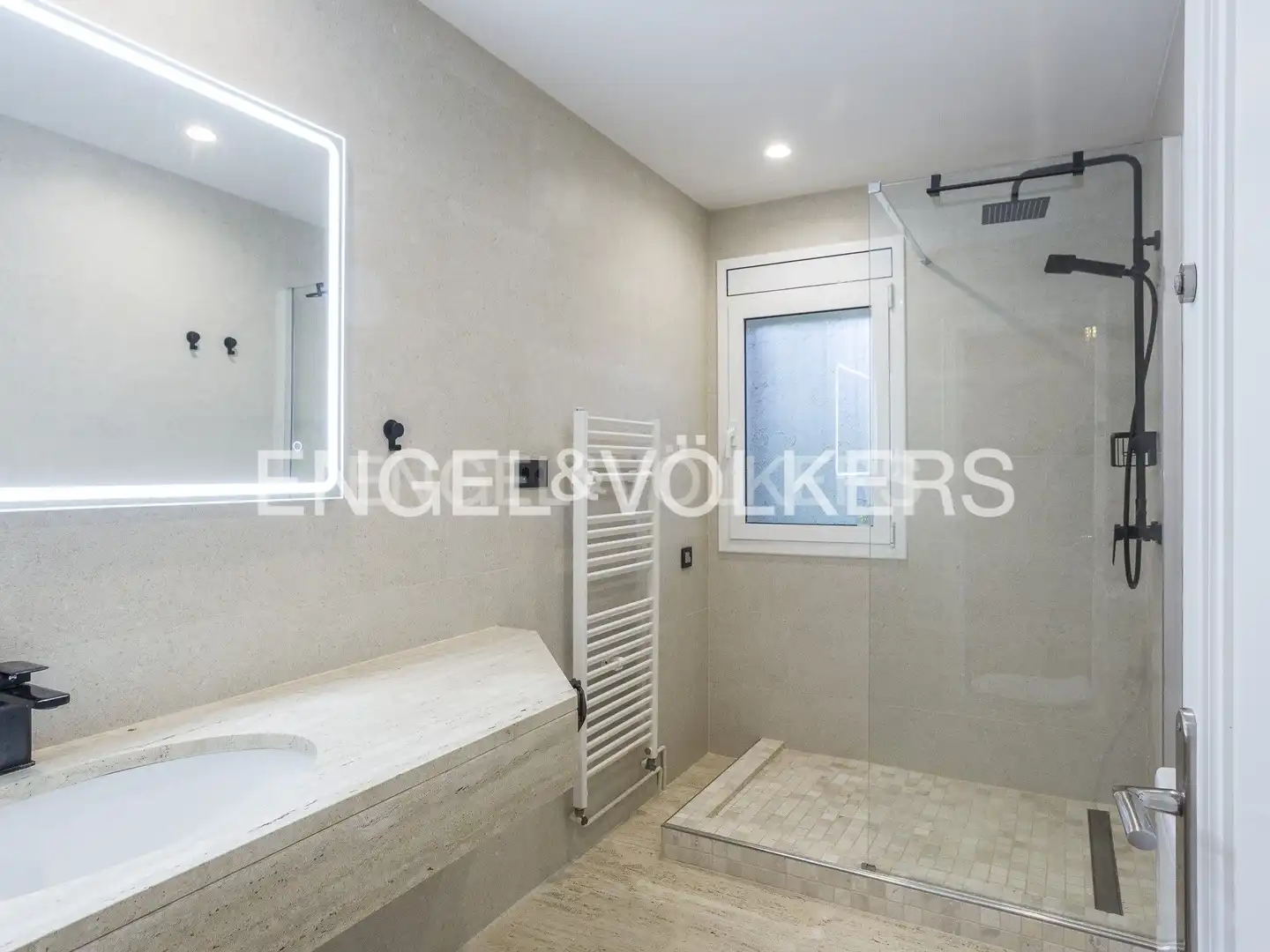 Baño de Casa o chalet en venta en El Vendrell con Aire acondicionado, Calefacción y Jardín privado