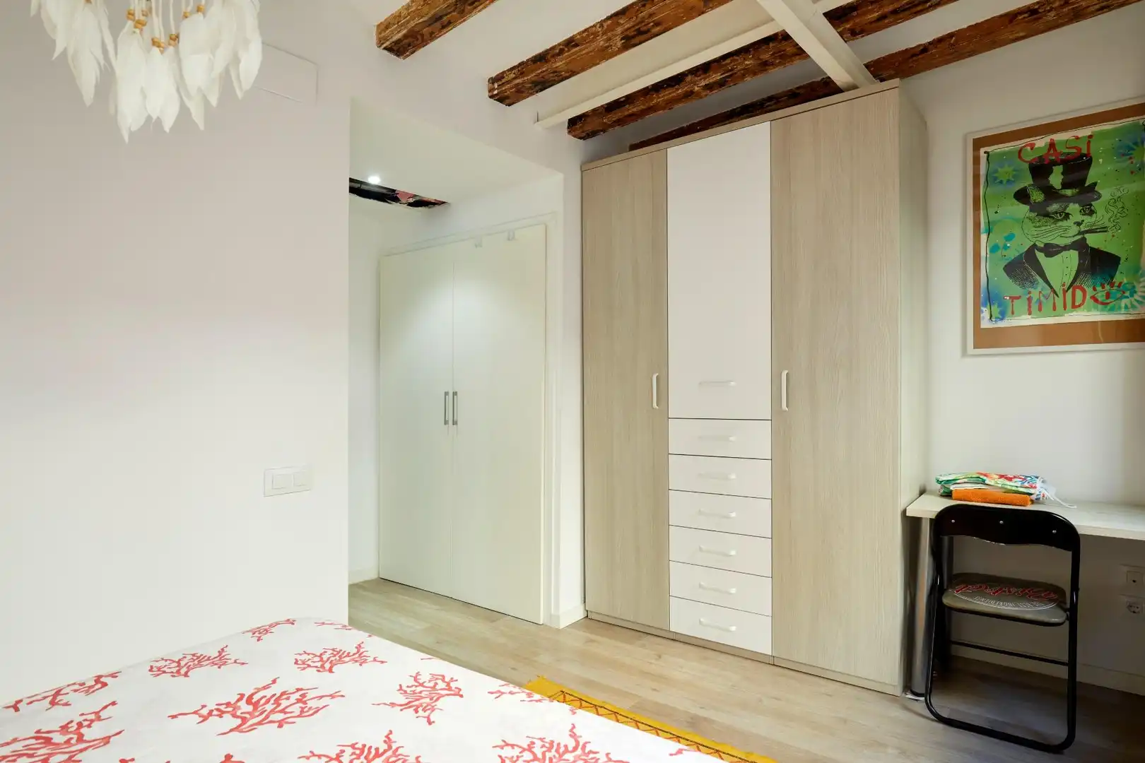 Bedroom of Flat for sale in Barcelona  with Air Conditioner, Heating and Parquet flooring