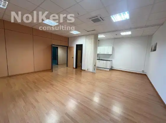 Local comercial en alquiler en Almeda - El Corte Inglés, imagen 5