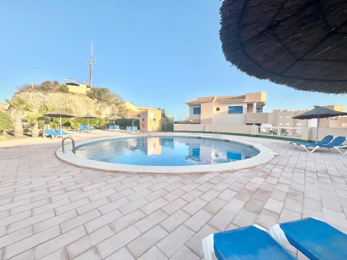 Piscina de Apartament de lloguer en La Manga del Mar Menor amb Aire condicionat, Calefacció i Piscina