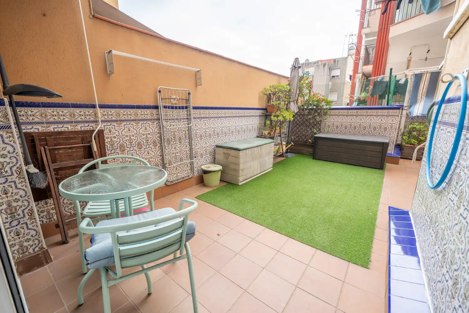 Terrace of Flat for sale in Santa Coloma de Gramenet  with Air Conditioner, Heating and Terrace