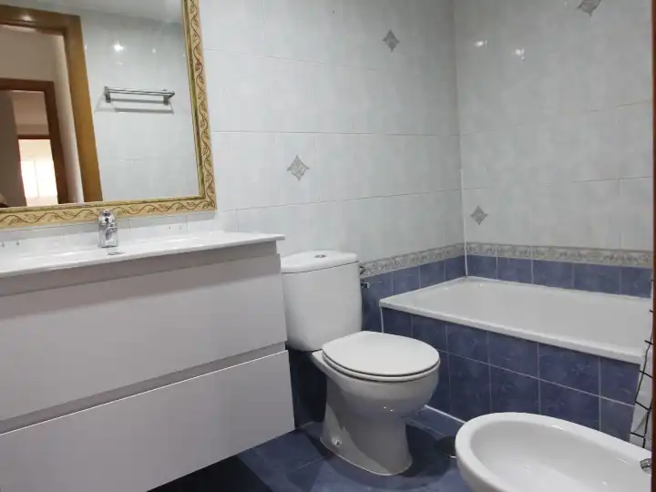 Badezimmer von Wohnung zur Miete in Leganés Norte