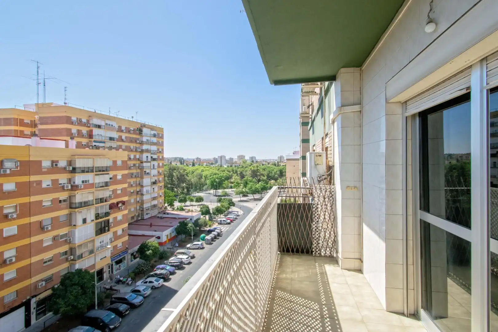 Vista exterior de Pis en venda en Sevilla