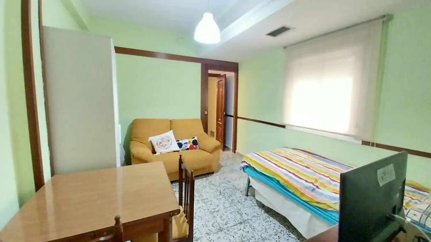 Schlafzimmer von Wohnung zur Miete in Jaén mit Möbliert
