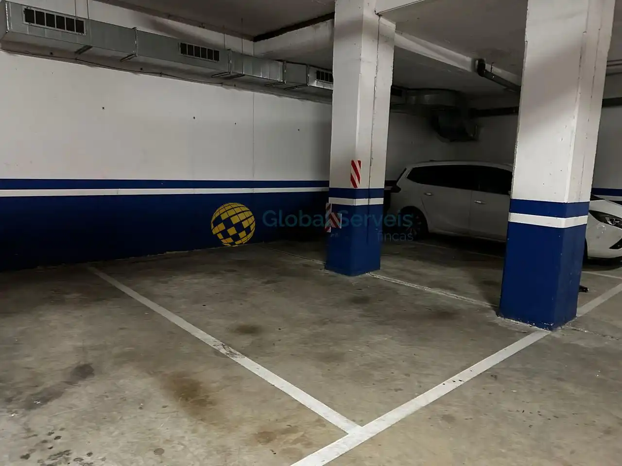 Aparcament en venda a De La República