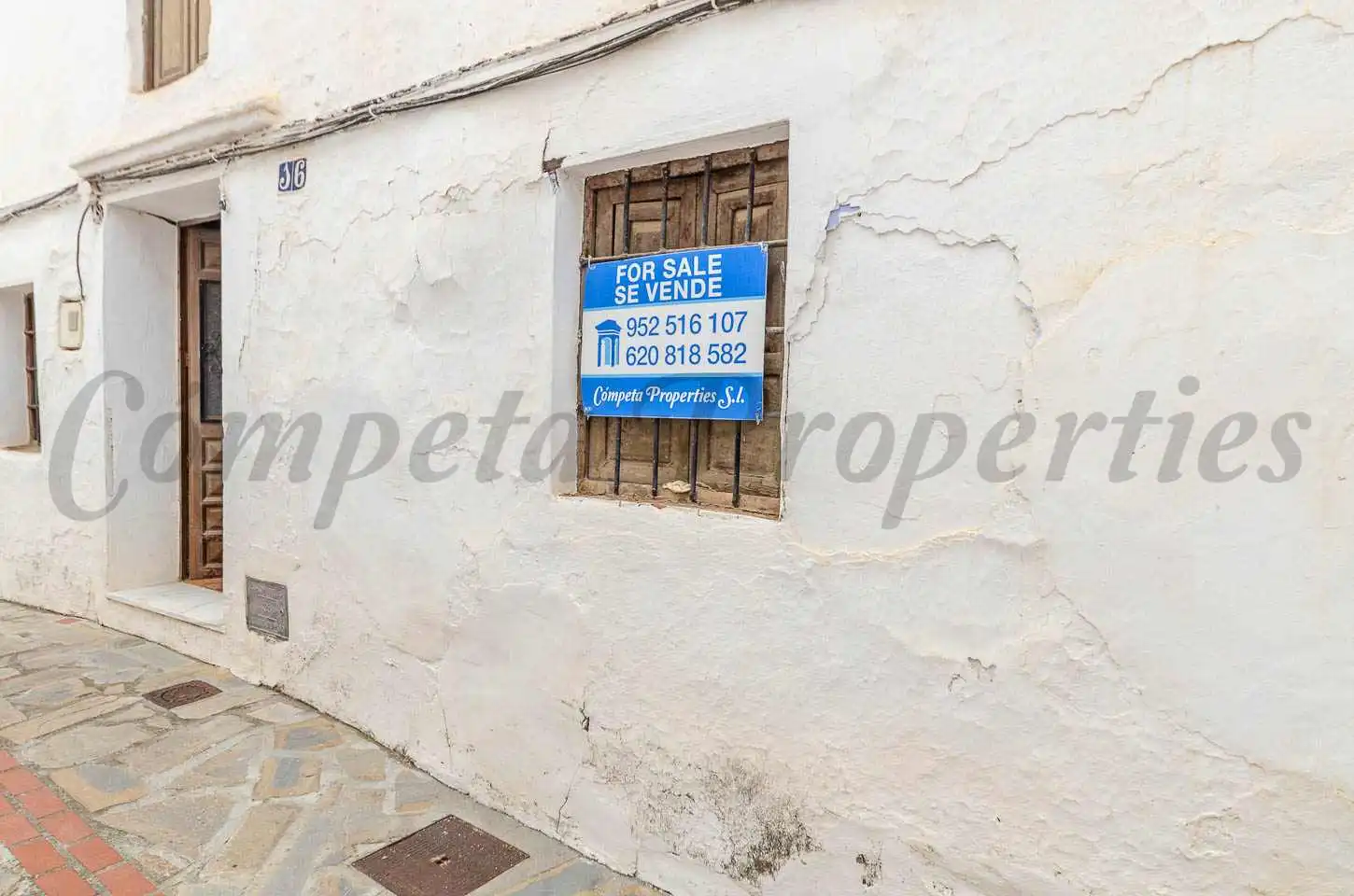 Adossat en venda a Salares