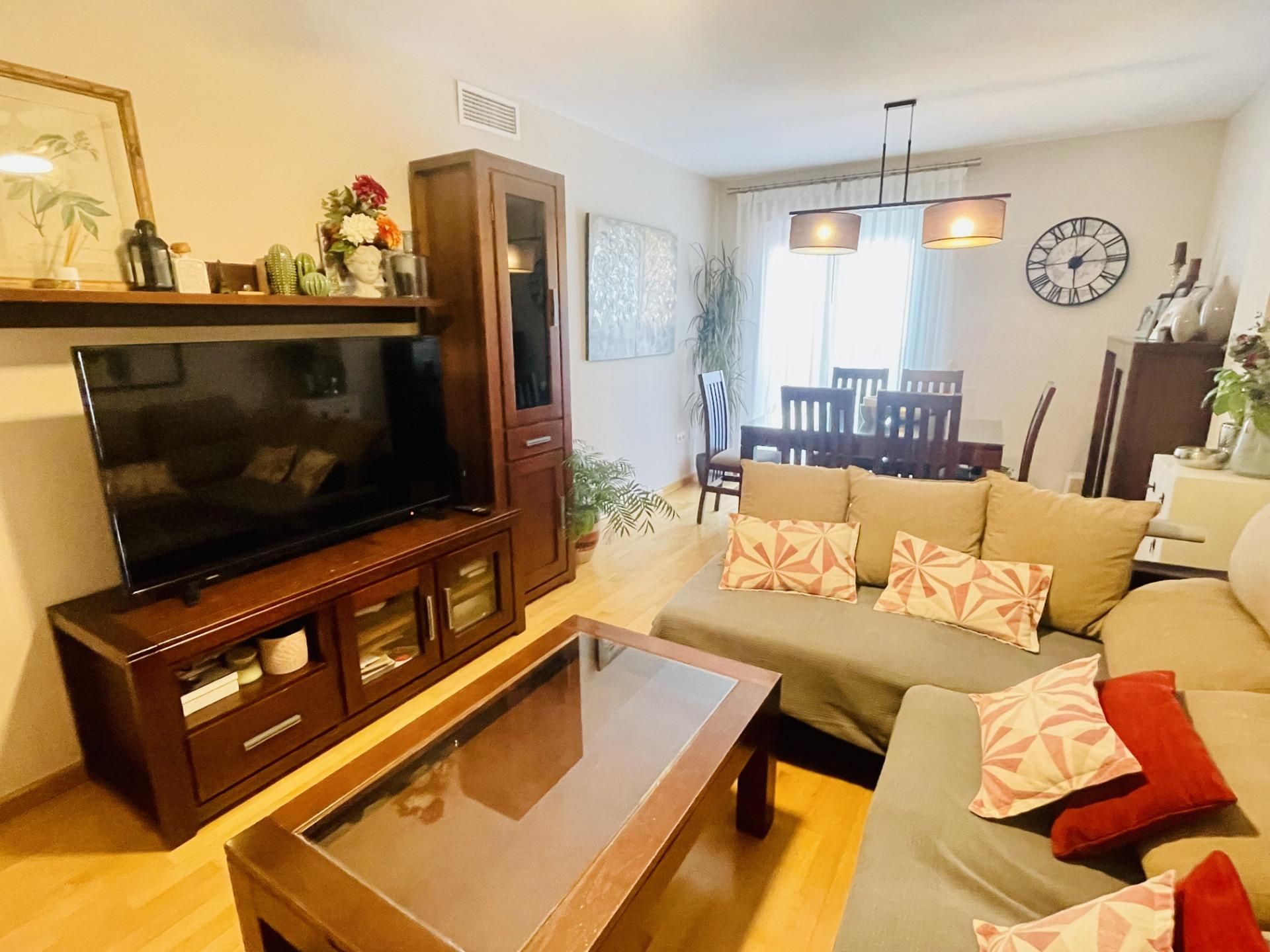 Sala d'estar de Pis en venda en Antequera amb Aire condicionat, Calefacció i Jardí privat