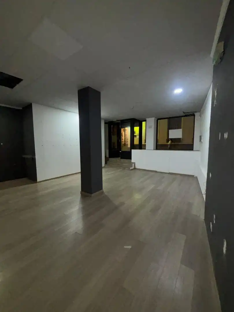 Local comercial de lloguer a Valdepeñas, imagen 2