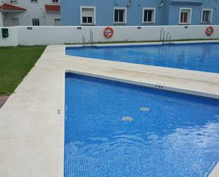 Schwimmbecken von Wohnungen miete in Algeciras mit Balkon