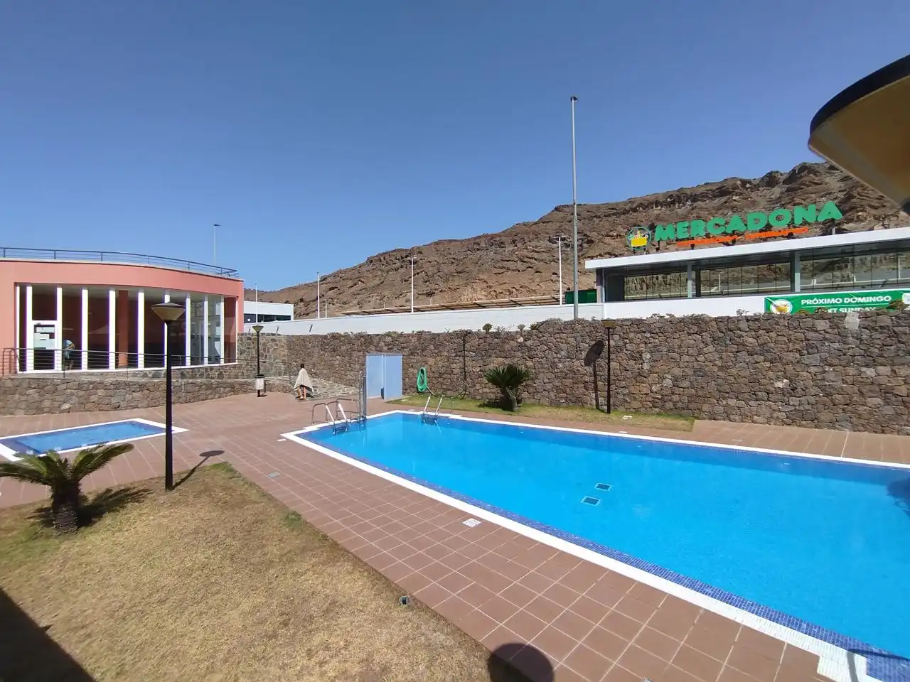Schwimmbecken von Maisonette zur Miete in Mogán mit Klimaanlage, Terrasse und Möbliert