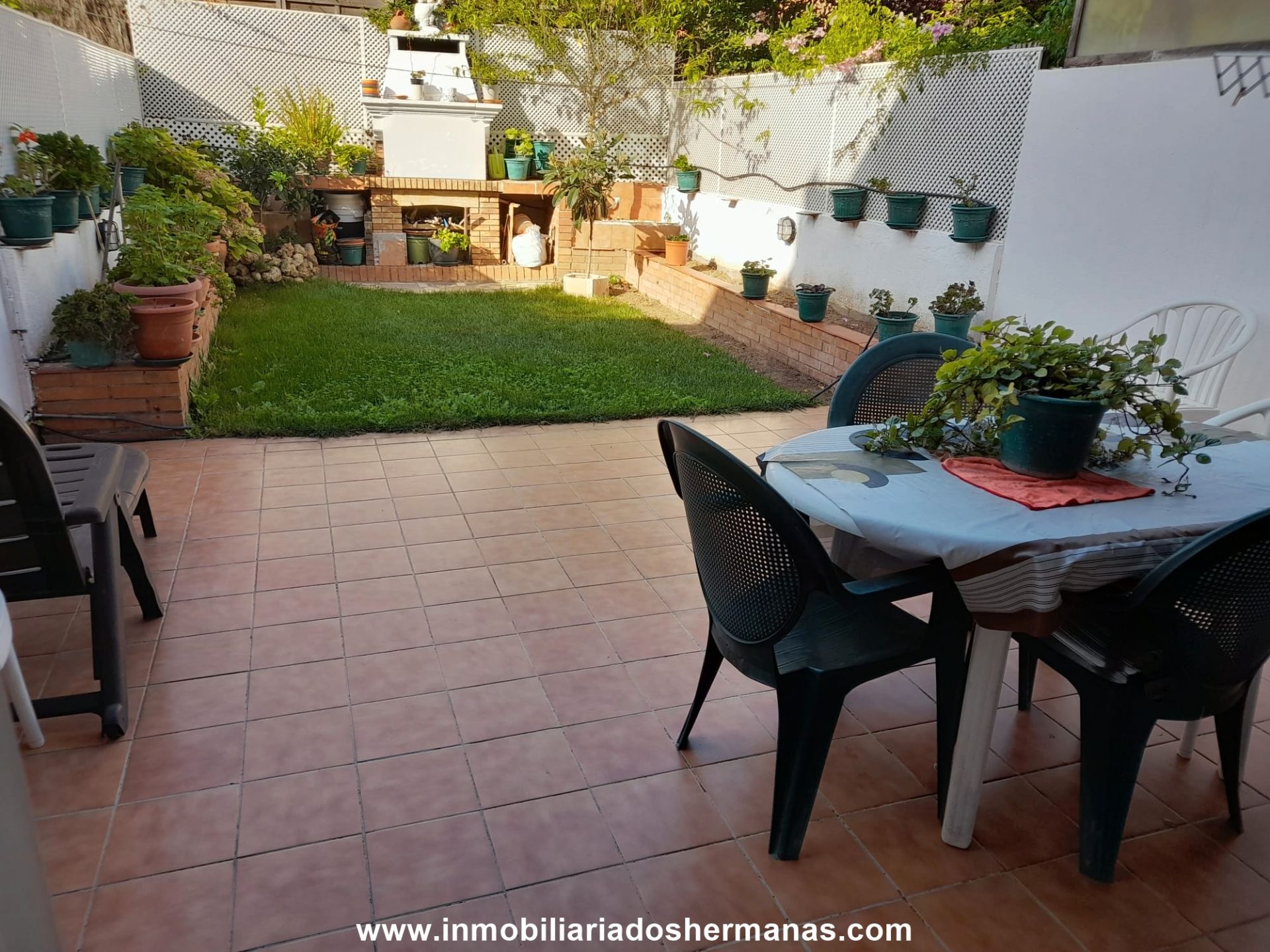 Garden of Single-family semi-detached for sale in El Prat de Llobregat  with Air Conditioner, Heating and Private garden