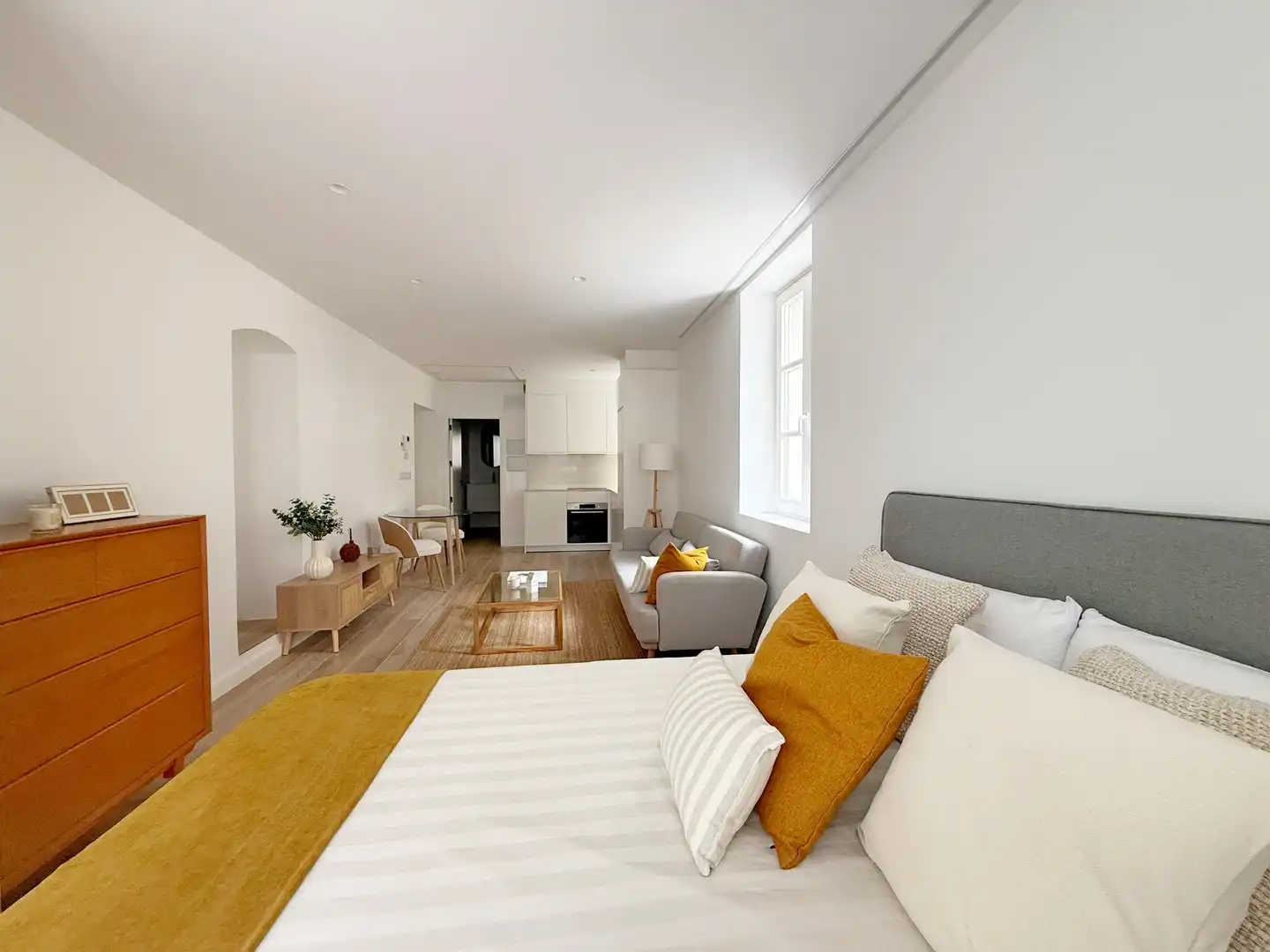 Habitación de Loft de alquiler en A Coruña Capital  con Calefacción y Amueblado