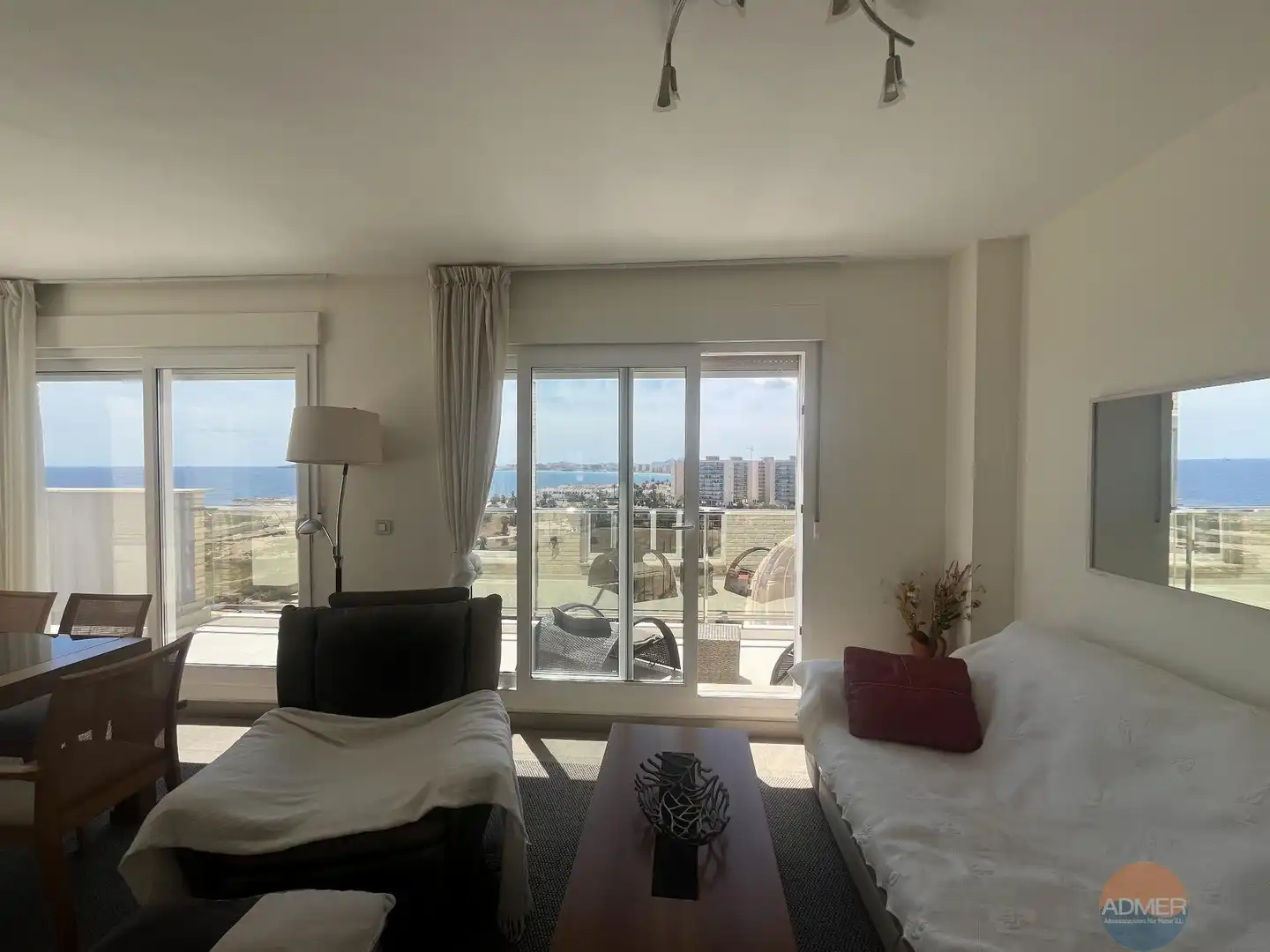 Wohnzimmer von Wohnung zum Verkauf in La Manga del Mar Menor mit Klimaanlage, Heizung und Terrasse