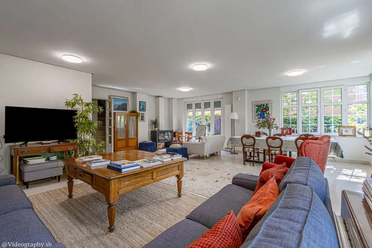 Sala d'estar de Casa o xalet en venda en Pozuelo de Alarcón amb Calefacció, Jardí privat i Terrassa
