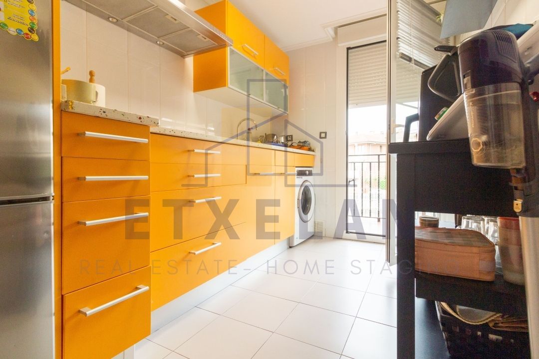 Kitchen of Flat for sale in Berriz  with Heating, Storage room and Balcony