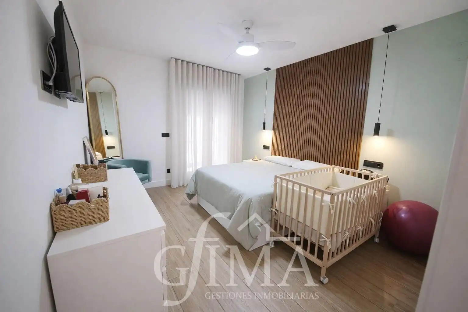 Schlafzimmer von Erdgeschoss zum Verkauf in Tomelloso mit Klimaanlage und Heizung