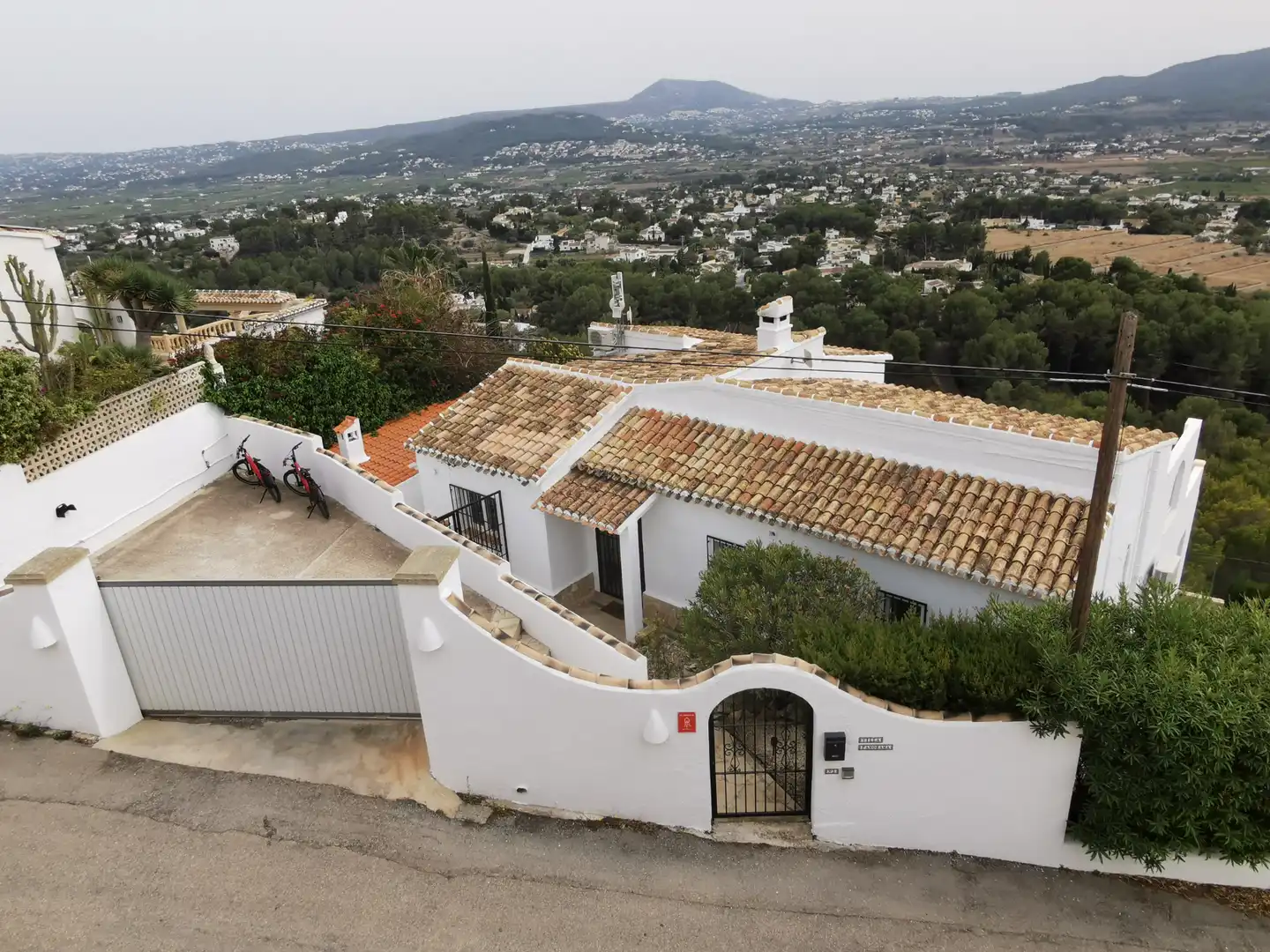 Vista exterior de Casa o chalet en venta en Jávea / Xàbia con Aire acondicionado, Calefacción y Jardín privado