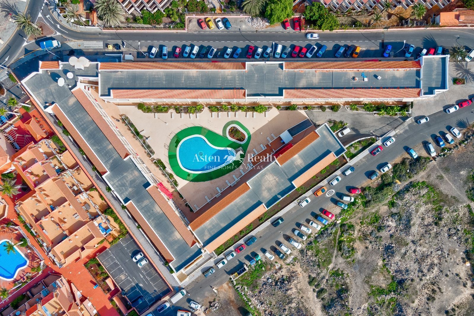 Parking of Building for sale in Arona