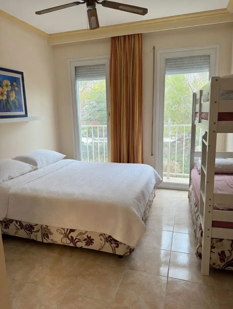 Apartament amb piscina en venda a Sant Agustí-Cala de Bou, imagen 3