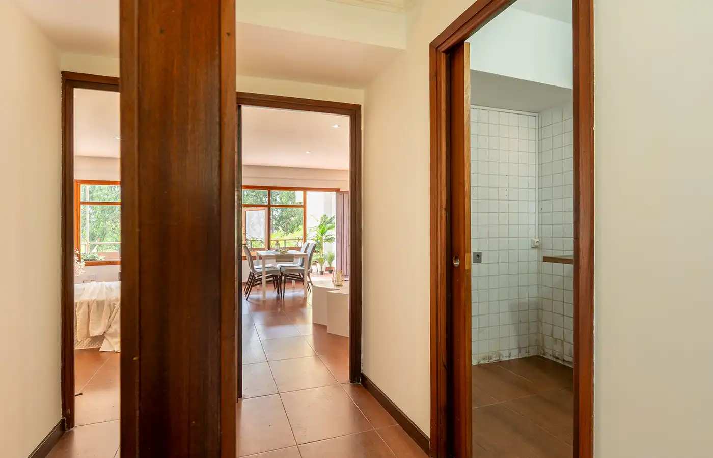 Wohnung zum Verkauf in Oleiros mit Terrasse, Abstellraum und Mikrowelle