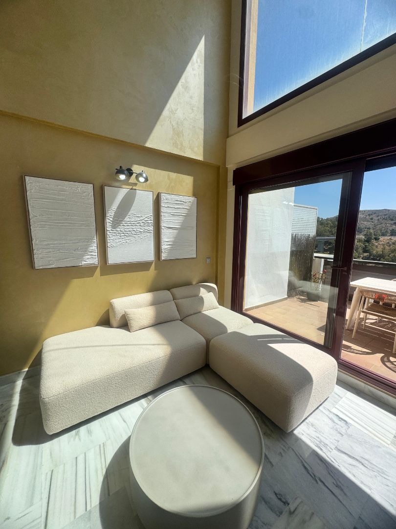 Living room of Attic to rent in Benahavís  with Air Conditioner, Heating and Terrace