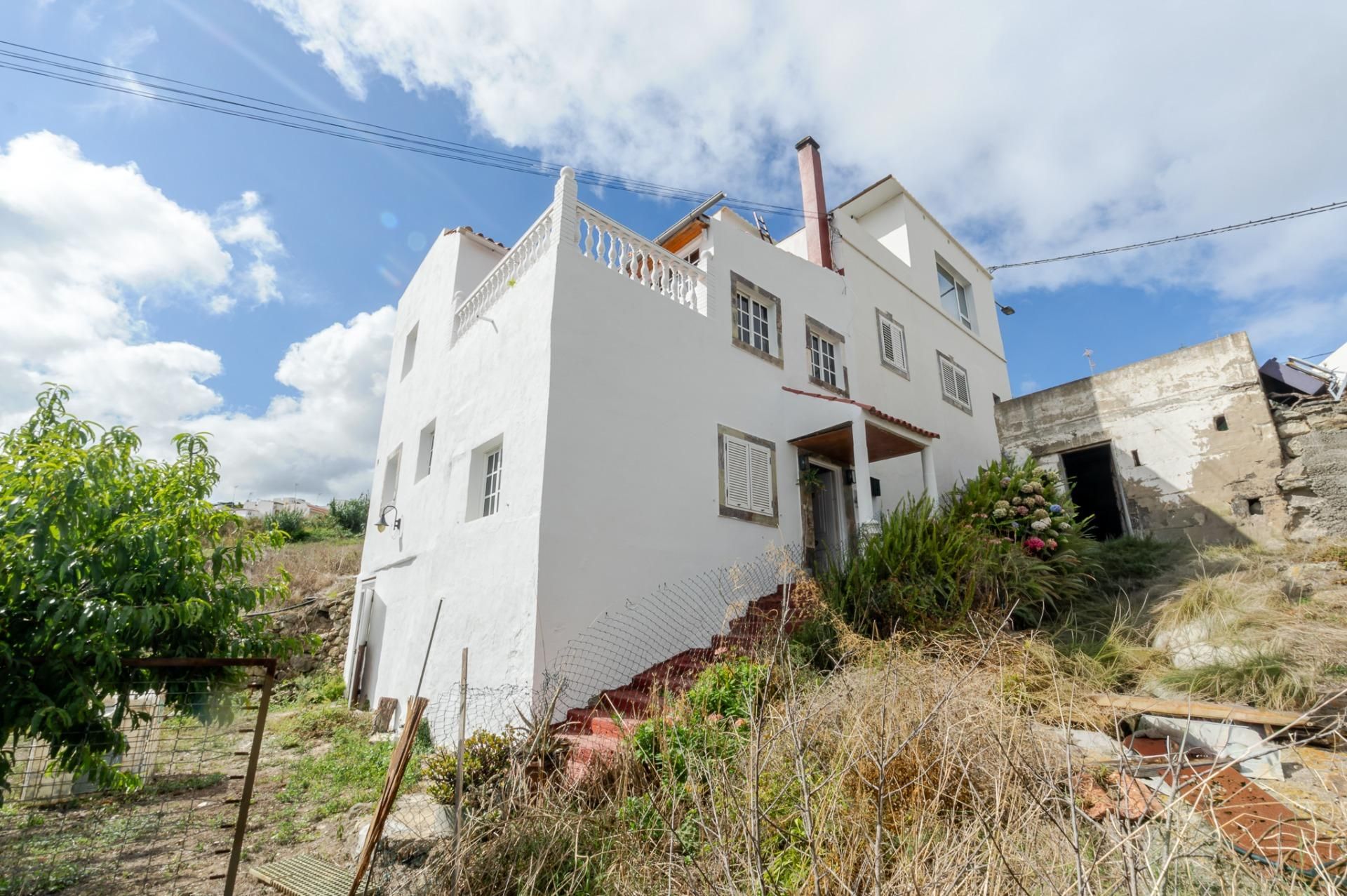 Vista exterior de Casa adosada en venta en Santa María de Guía de Gran Canaria con Jardín privado, Terraza y Trastero
