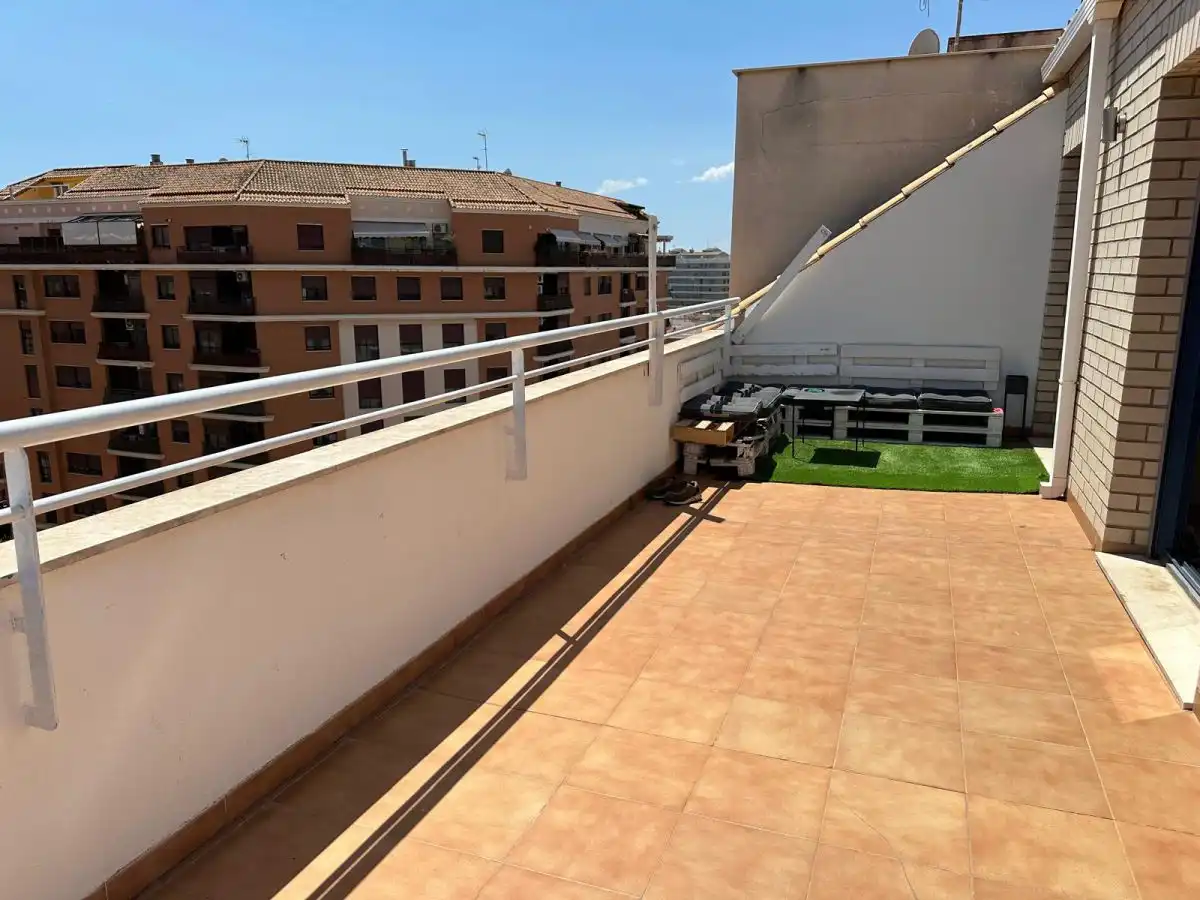 Terrassa de Dúplex en venda en Castellón de la Plana / Castelló de la Plana amb Calefacció, Terrassa i Traster