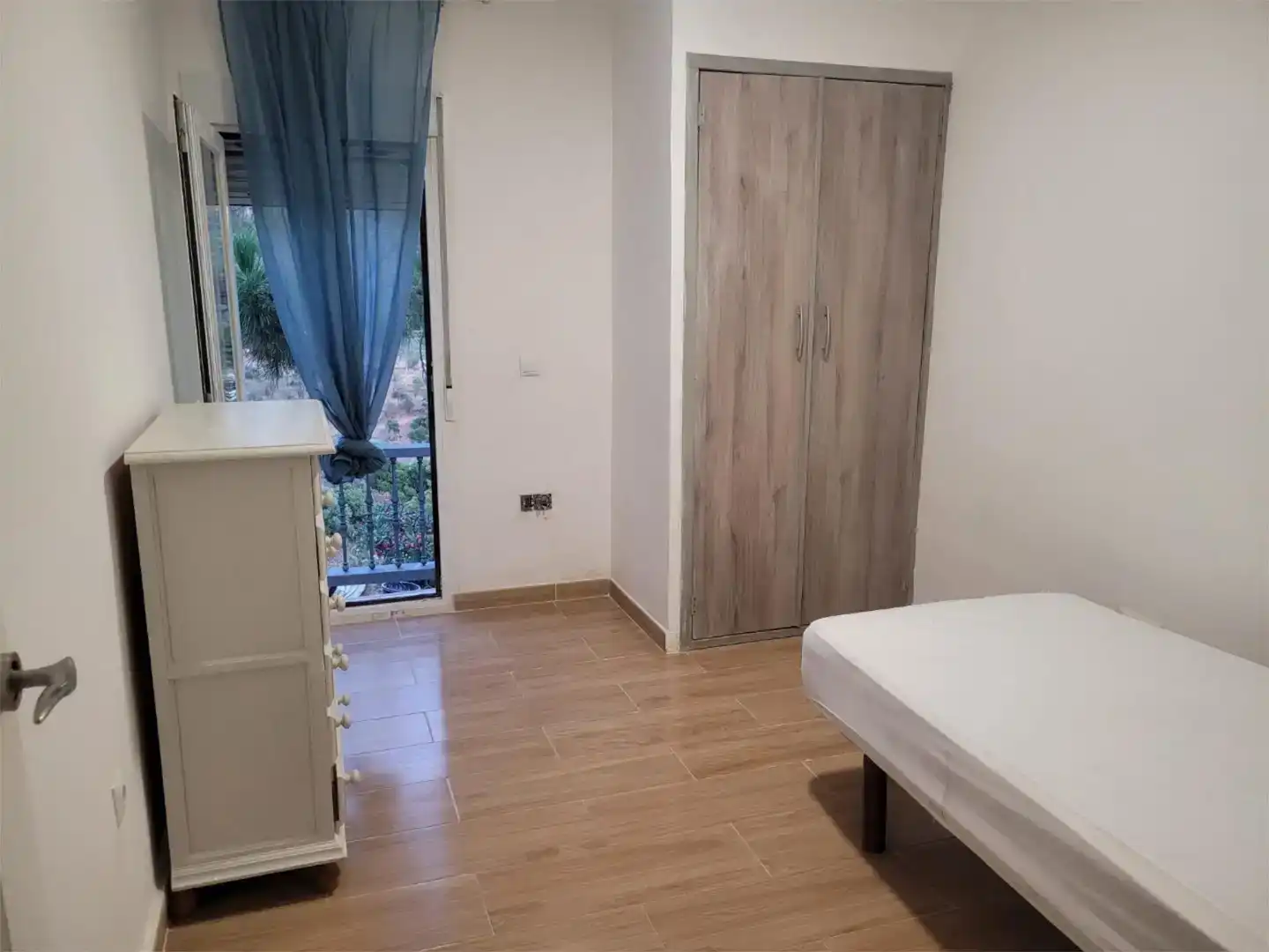 Habitación de Casa o chalet para compartir en Istán con Jardín privado, Amueblado y Lavadora