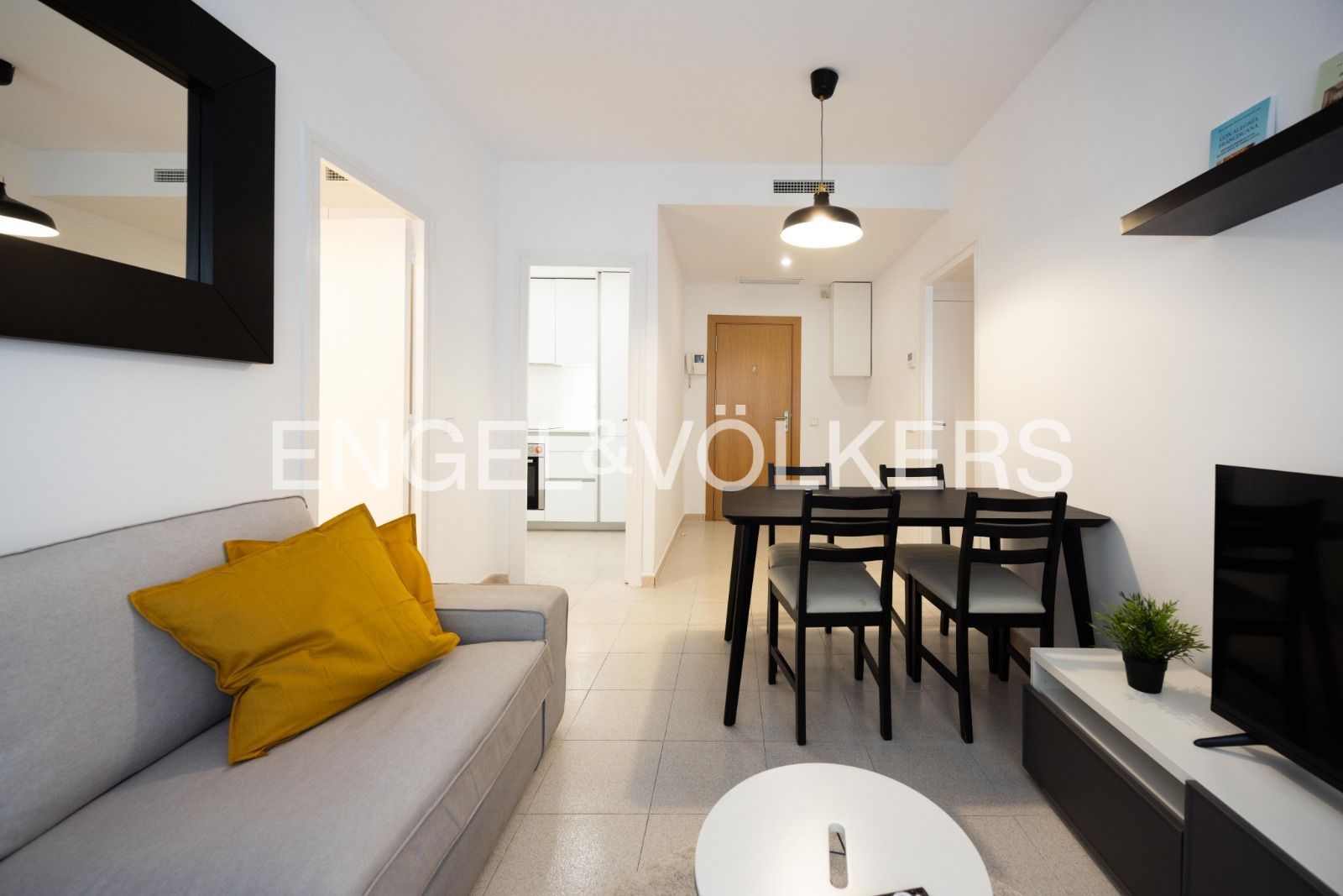 Sala d'estar de Apartament de lloguer en  Barcelona Capital amb Aire condicionat, Calefacció i Parquet