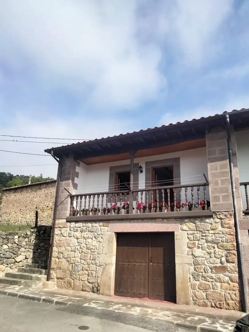 Maison jumelée avec terrasse à vendre à Lamasón - BO CIRES 85