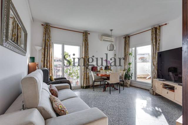 Ático en Venta en  CALABRIA en La Nova Esquerra de l'Eixample