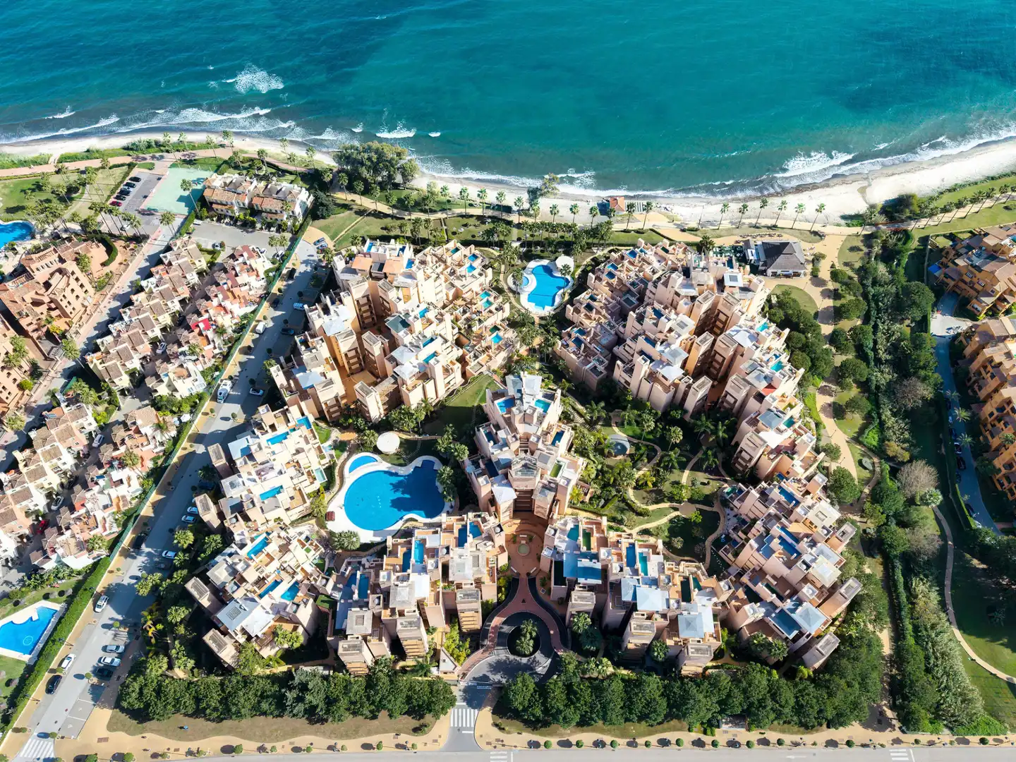Àtic amb terrassa en venda a Urbanization Alcazaba Beach Houses 15, imagen 2