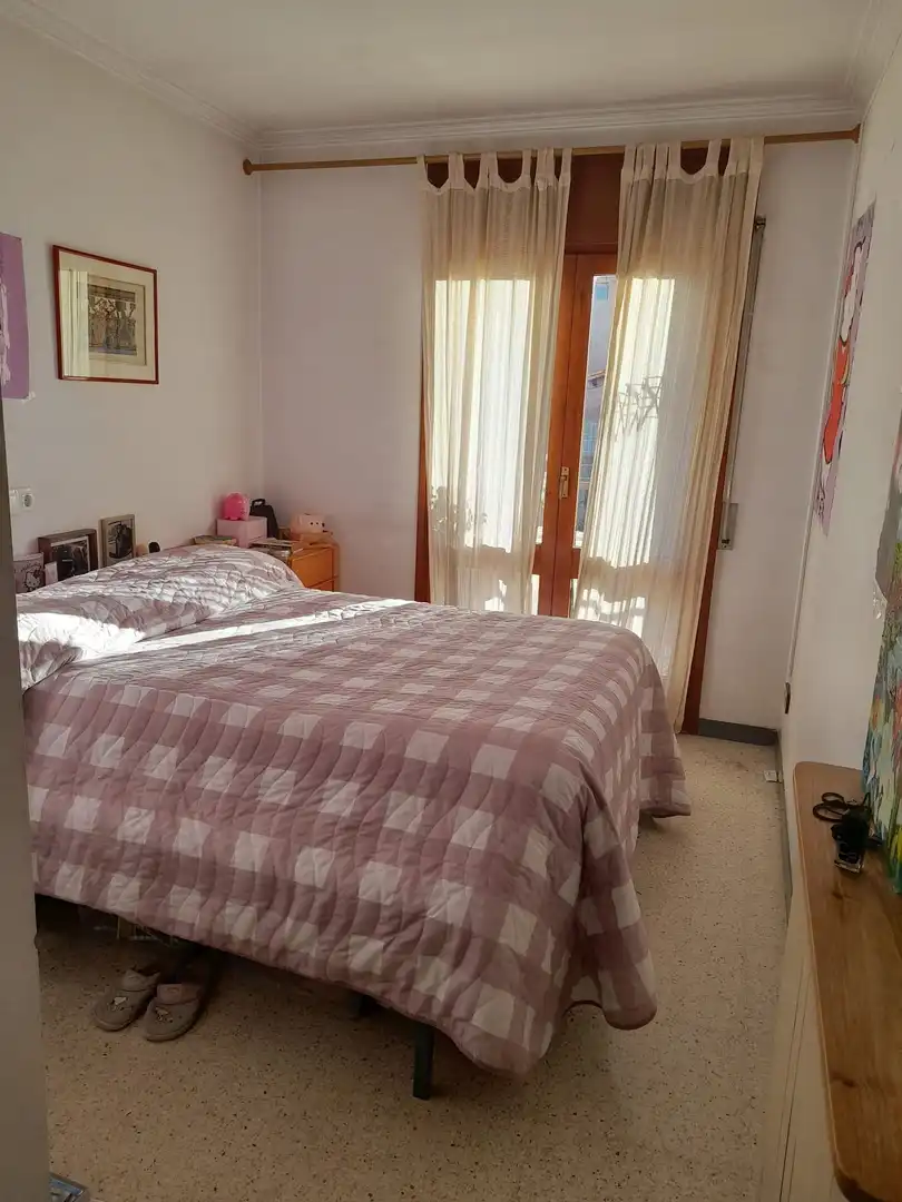 Habitación de Casa adosada en venta en Campdevànol con Calefacción, Terraza y Trastero