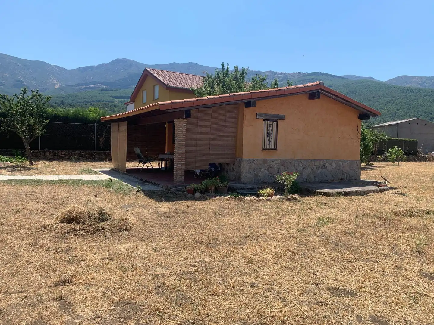 Vista exterior de Finca rústica en venta en Hervás, Cáceres