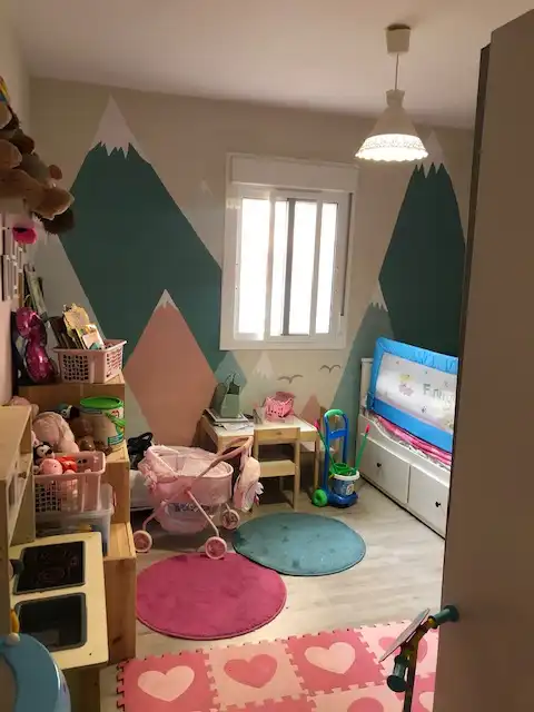 Habitación de Piso de alquiler en Bormujos con Aire acondicionado, Jardín privado y Trastero