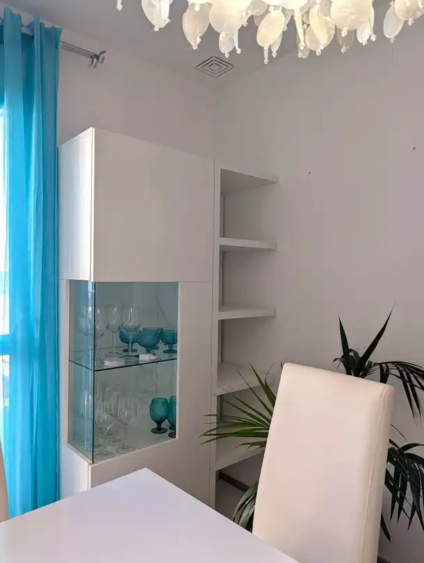 Comedor de Casa adosada de alquiler en La Línea de la Concepción con Aire acondicionado, Calefacción y Jardín privado