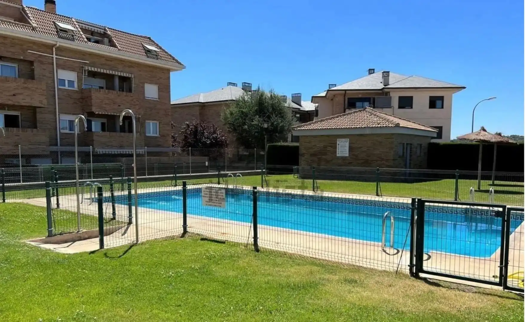 Swimming pool of Flat for sale in Collado Villalba  with Community pool
