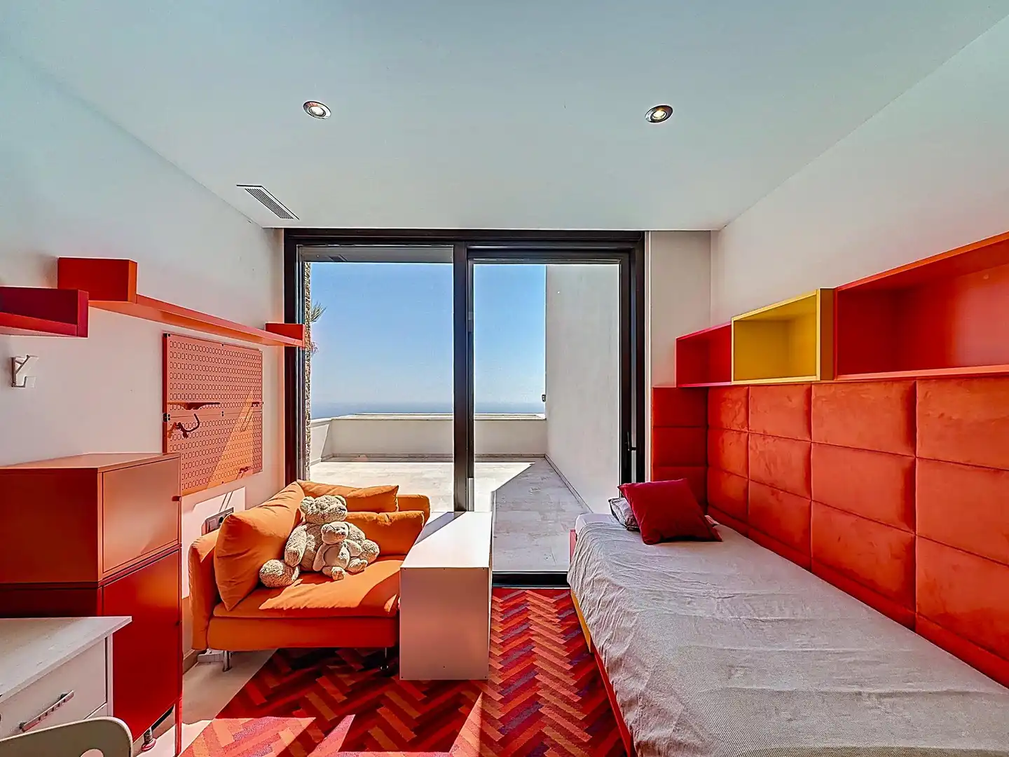 Villa con piscina in vendita a Cumbre del Sol, imagen 9
