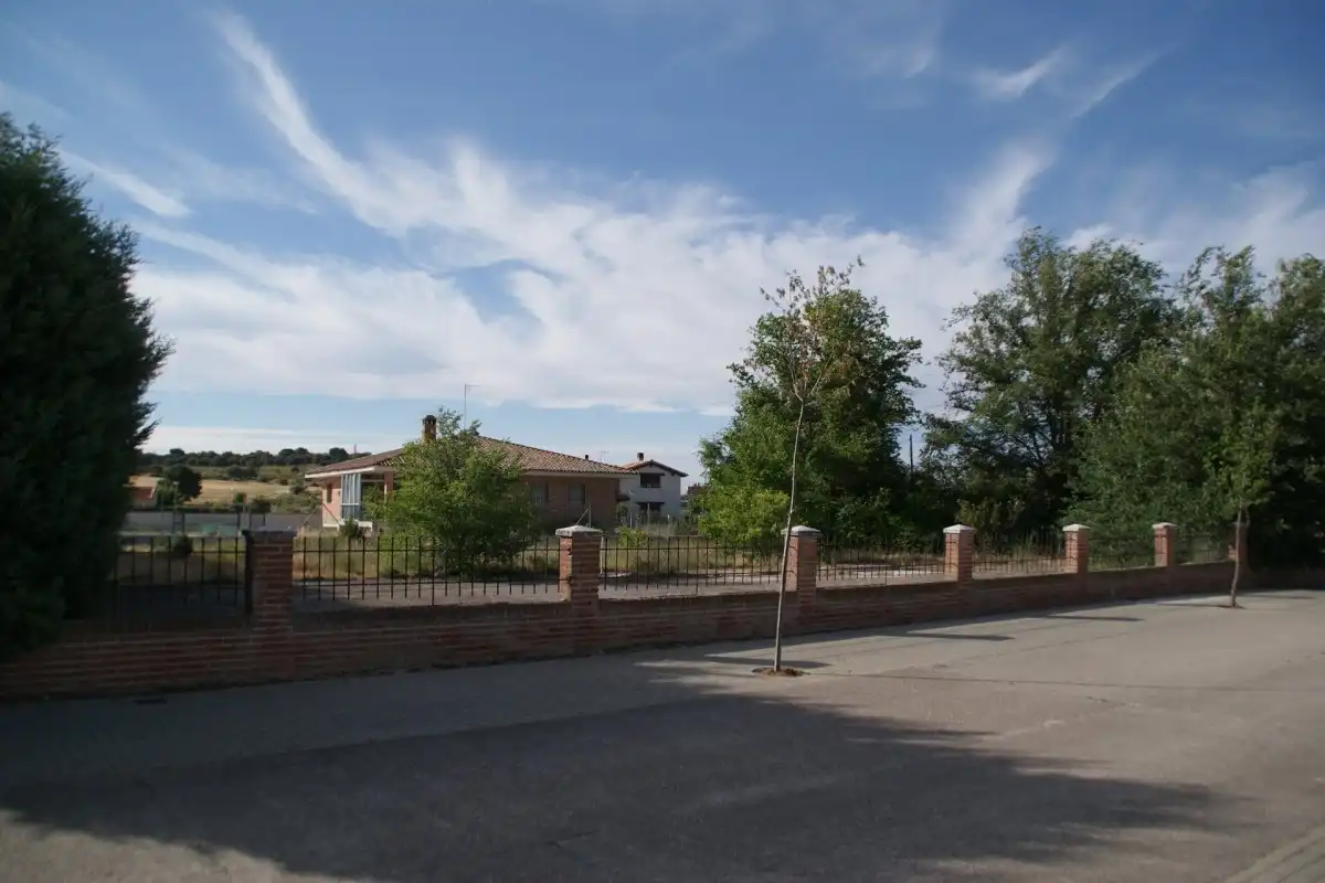 Residential land for sale in Viana de Cega, imagen 6