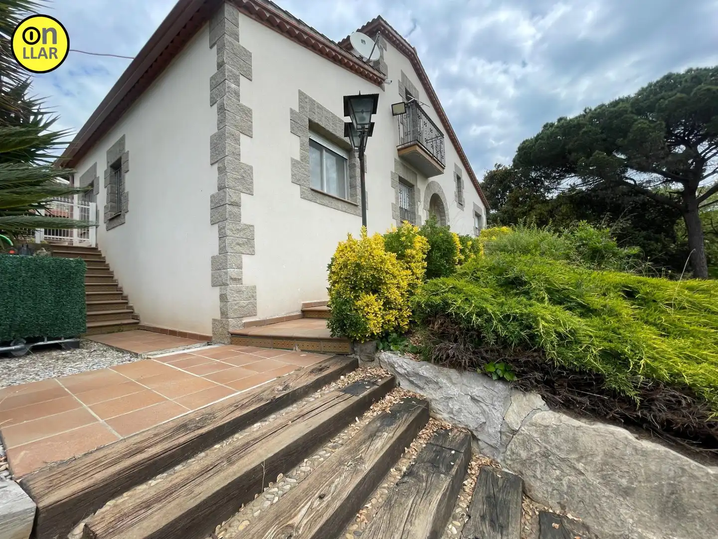 Vista exterior de Casa o chalet en venta en L'Ametlla del Vallès con Calefacción, Jardín privado y Terraza