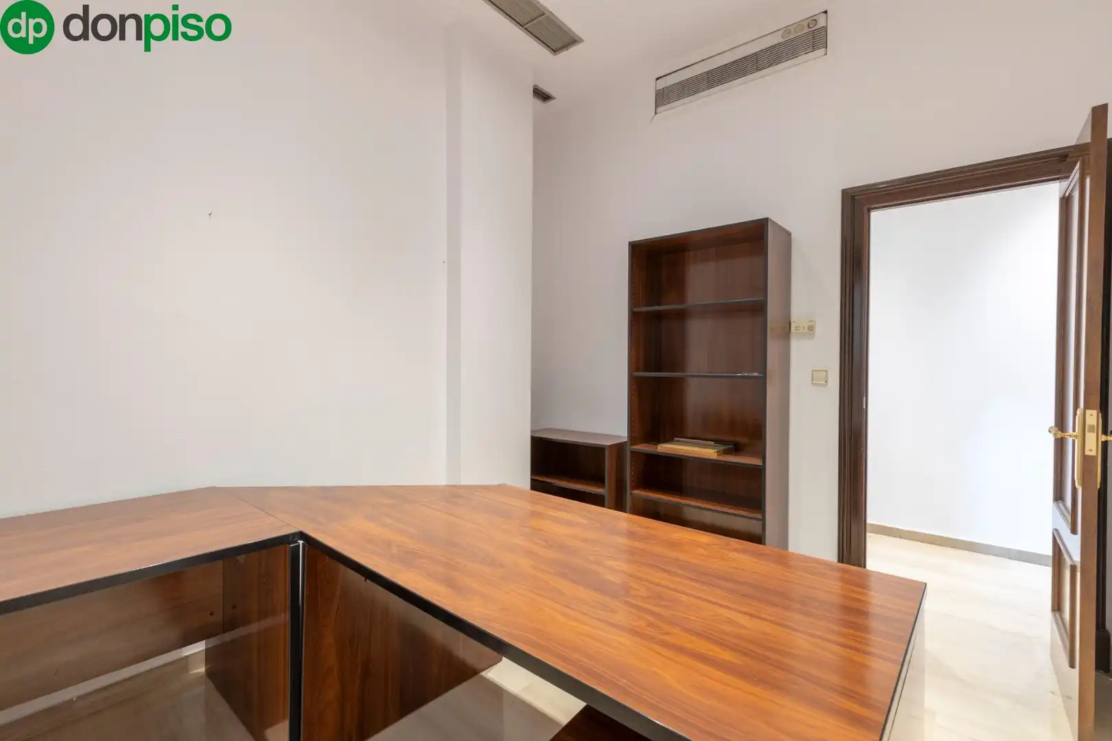 Local comercial en venda a Calle Ángel Ganivet, imagen 33