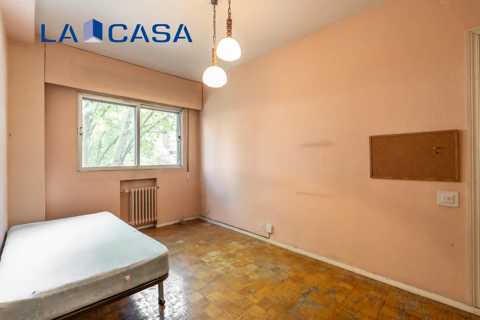 Piso en venta en Calle de Aguilón, Chopera