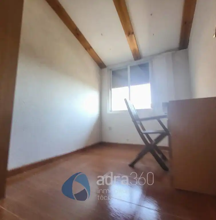 Habitación de Casa o chalet en venta en Nalda