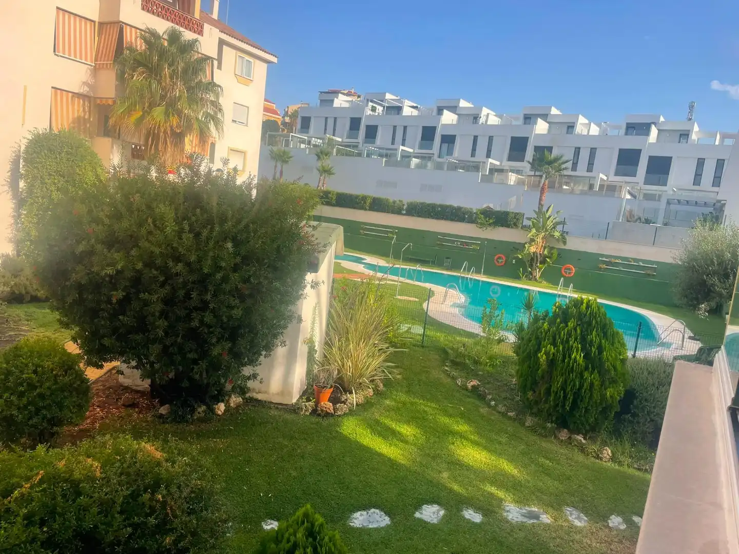 Swimming pool of Flat for rent in Rincón de la Victoria  with Private garden, Furnished and Community pool