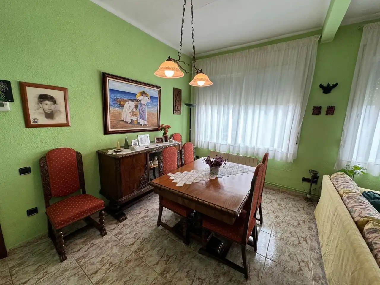 Comedor de Finca rústica en venta en Sant Fost de Campsentelles con Calefacción, Jardín privado y Parquet